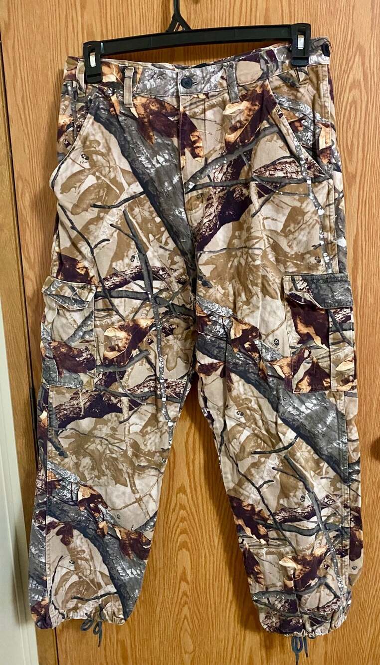 Outfitters Ridge Cargo Pants M (32/34) Camo